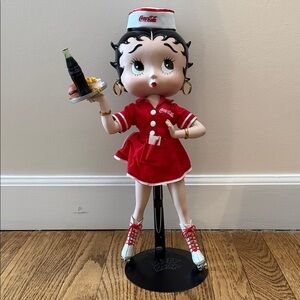 Coca Cola Betty Boop Waitress Figurine - “Betty’s Diner”